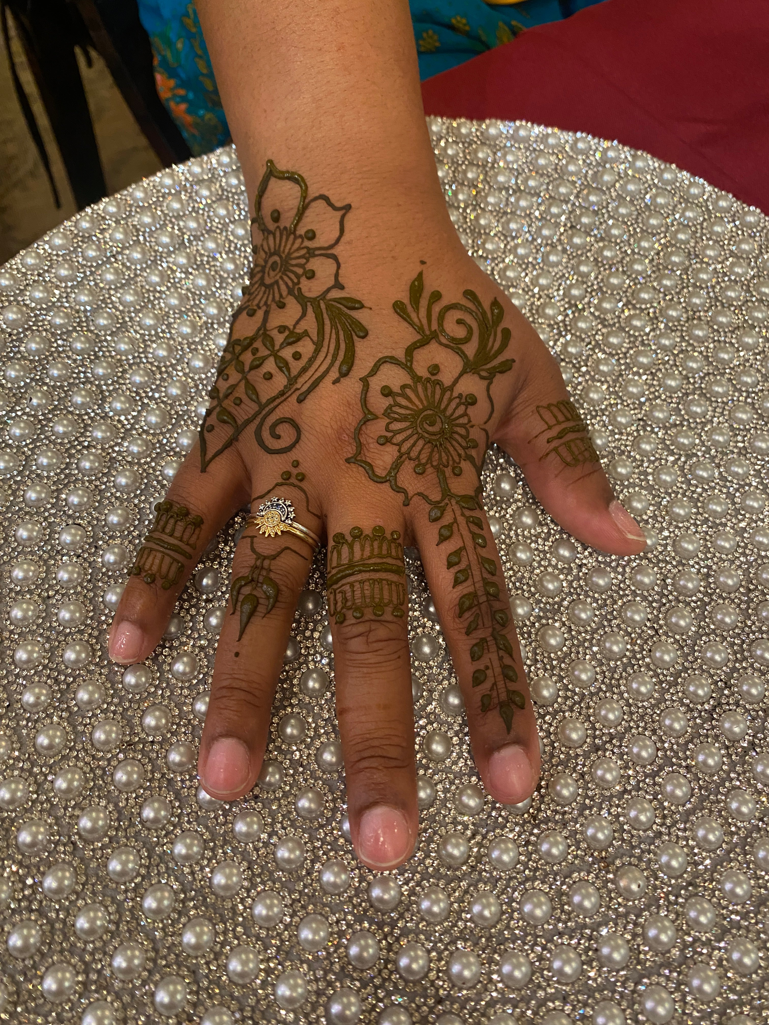 Extended Individual Session – Henna By Aleena