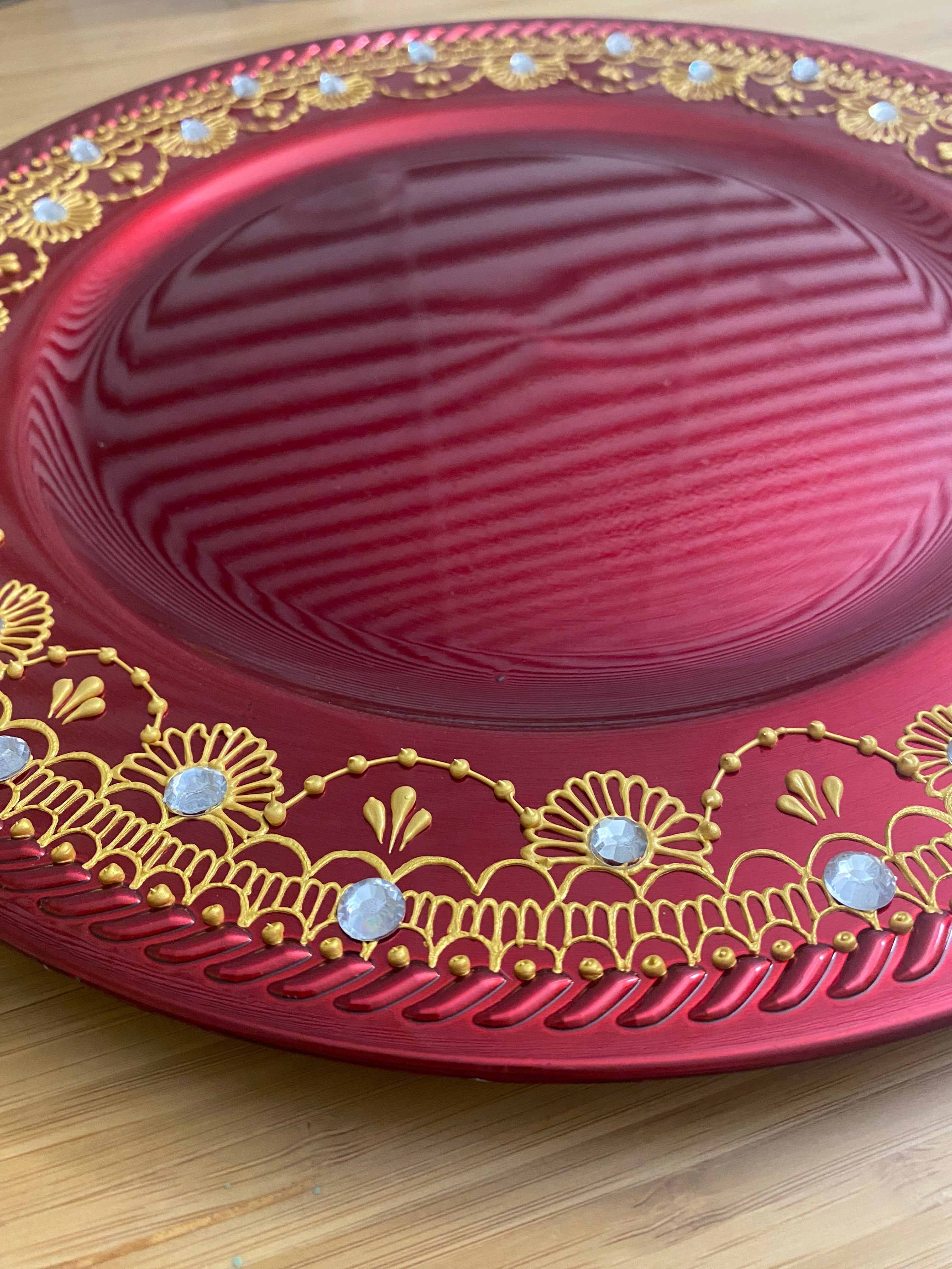 Red charger plate outlets Henna charger plate